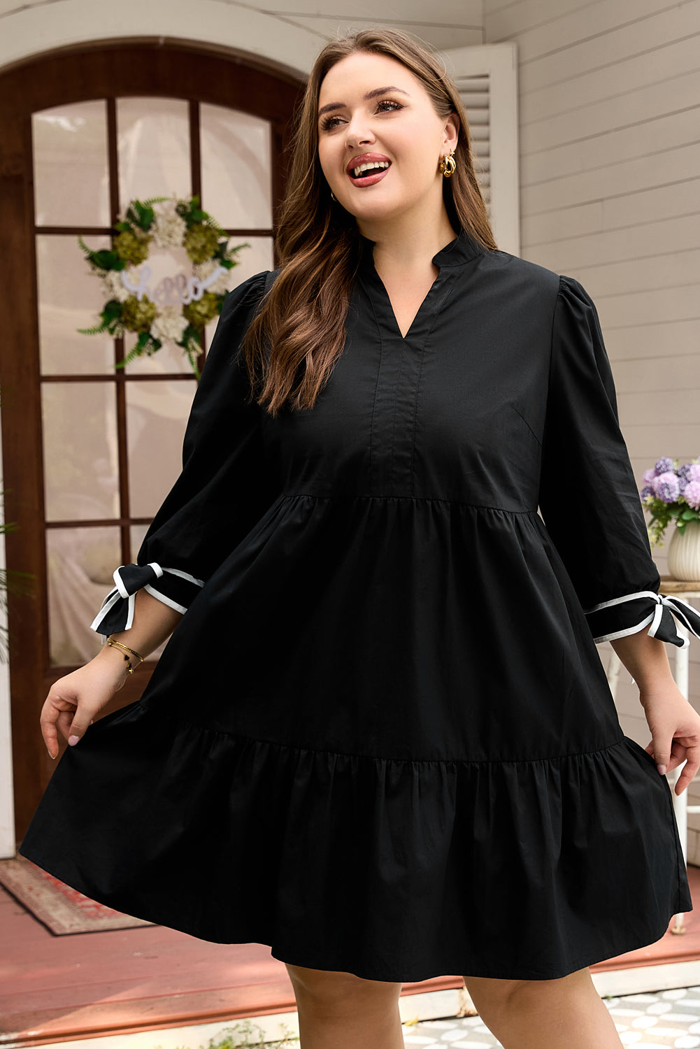 Plus Size Colorblock Knot Cuff Mini Dress