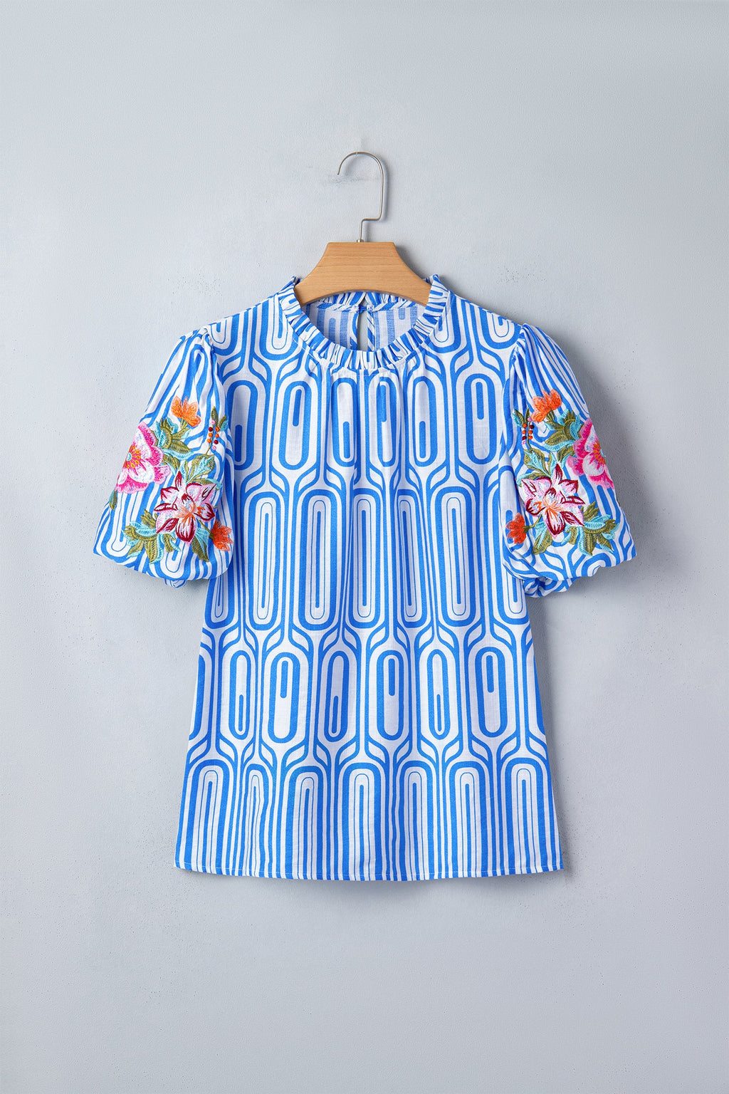 Floral Embroidered Puff Sleeve Blouse