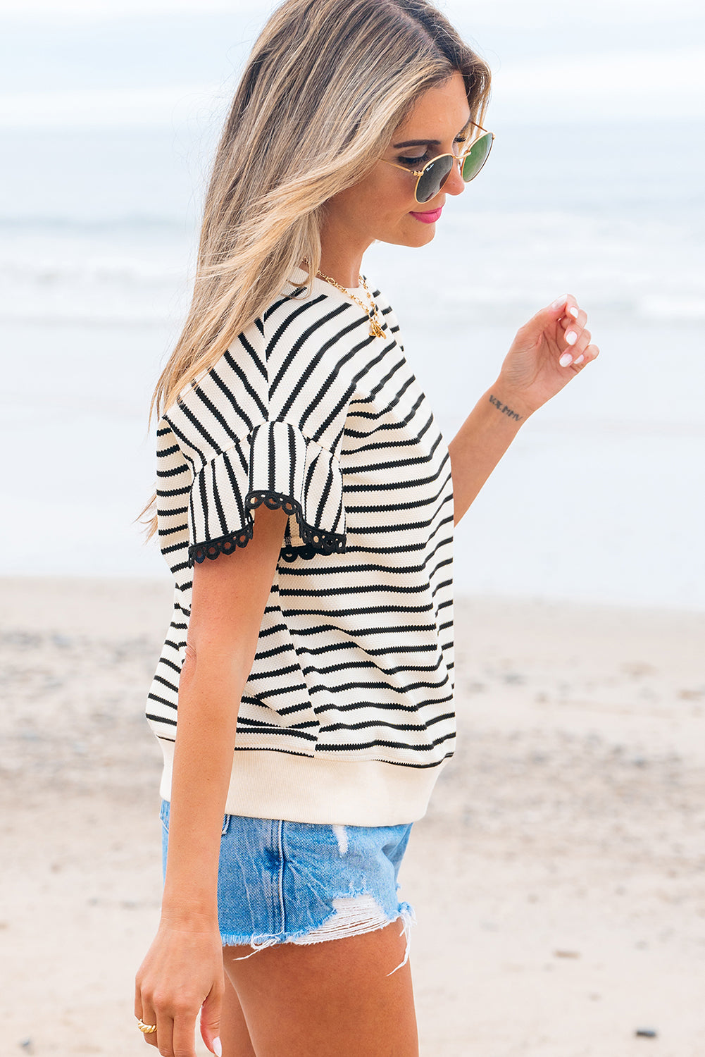 Stripe Scallop Lace Trim Ruffle Short Sleeve Top