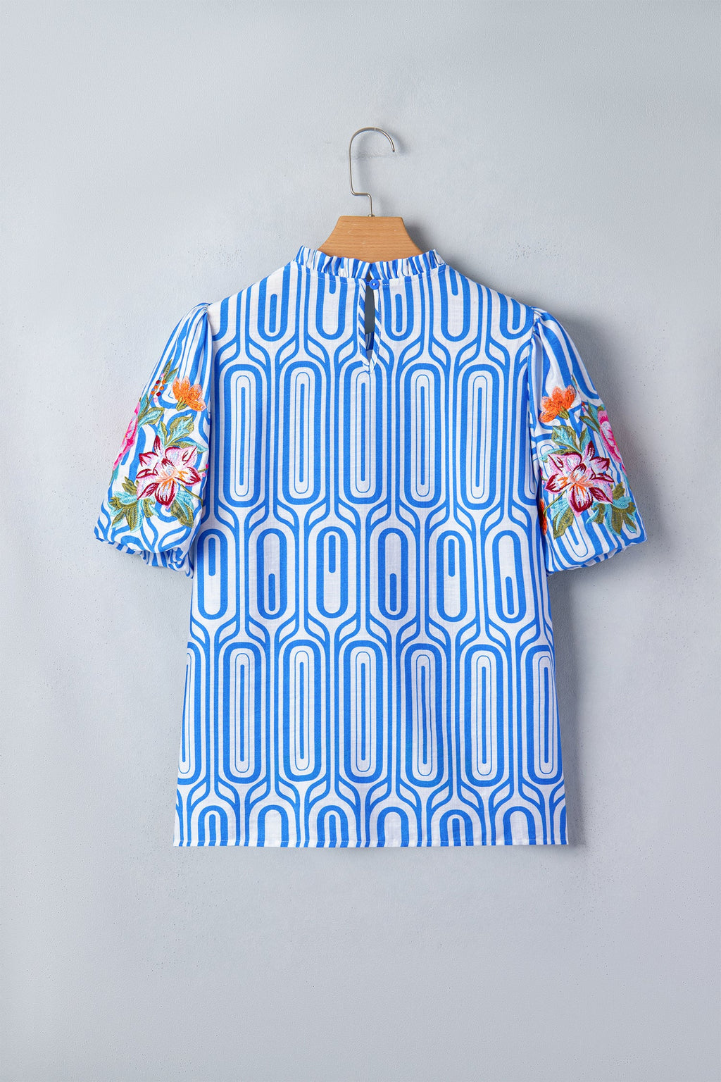 Floral Embroidered Puff Sleeve Blouse