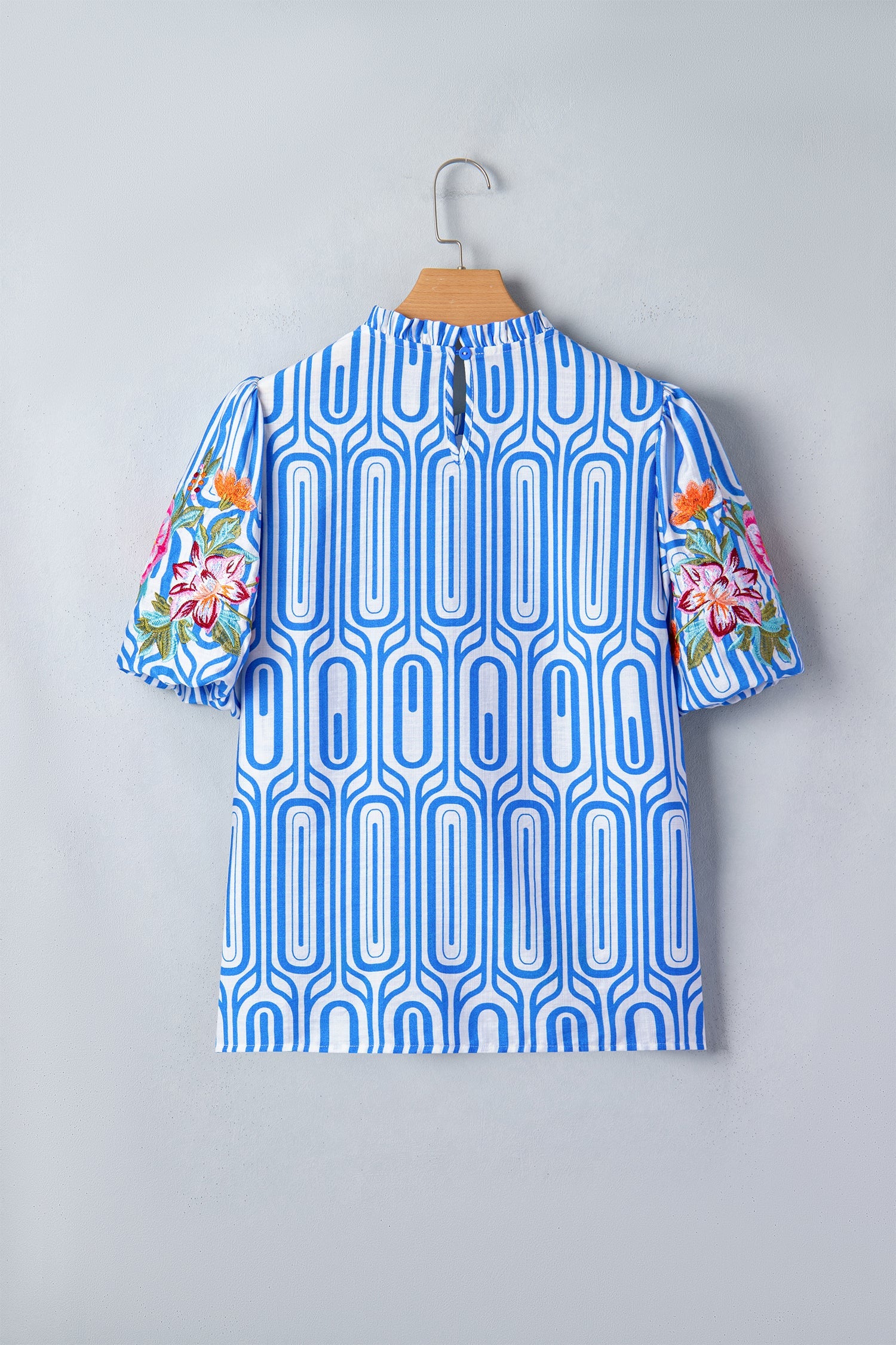 Floral Embroidered Puff Sleeve Blouse