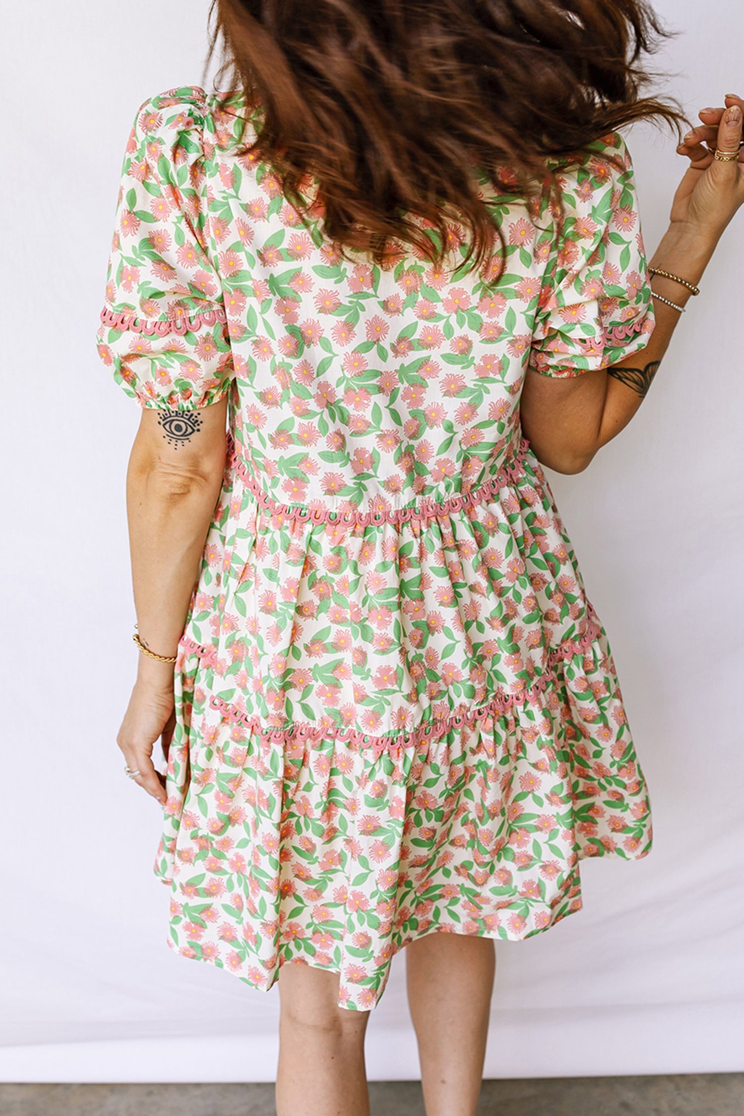 Floral Ricrac Trim Contrast V-Neck Puff Sleeve Dress
