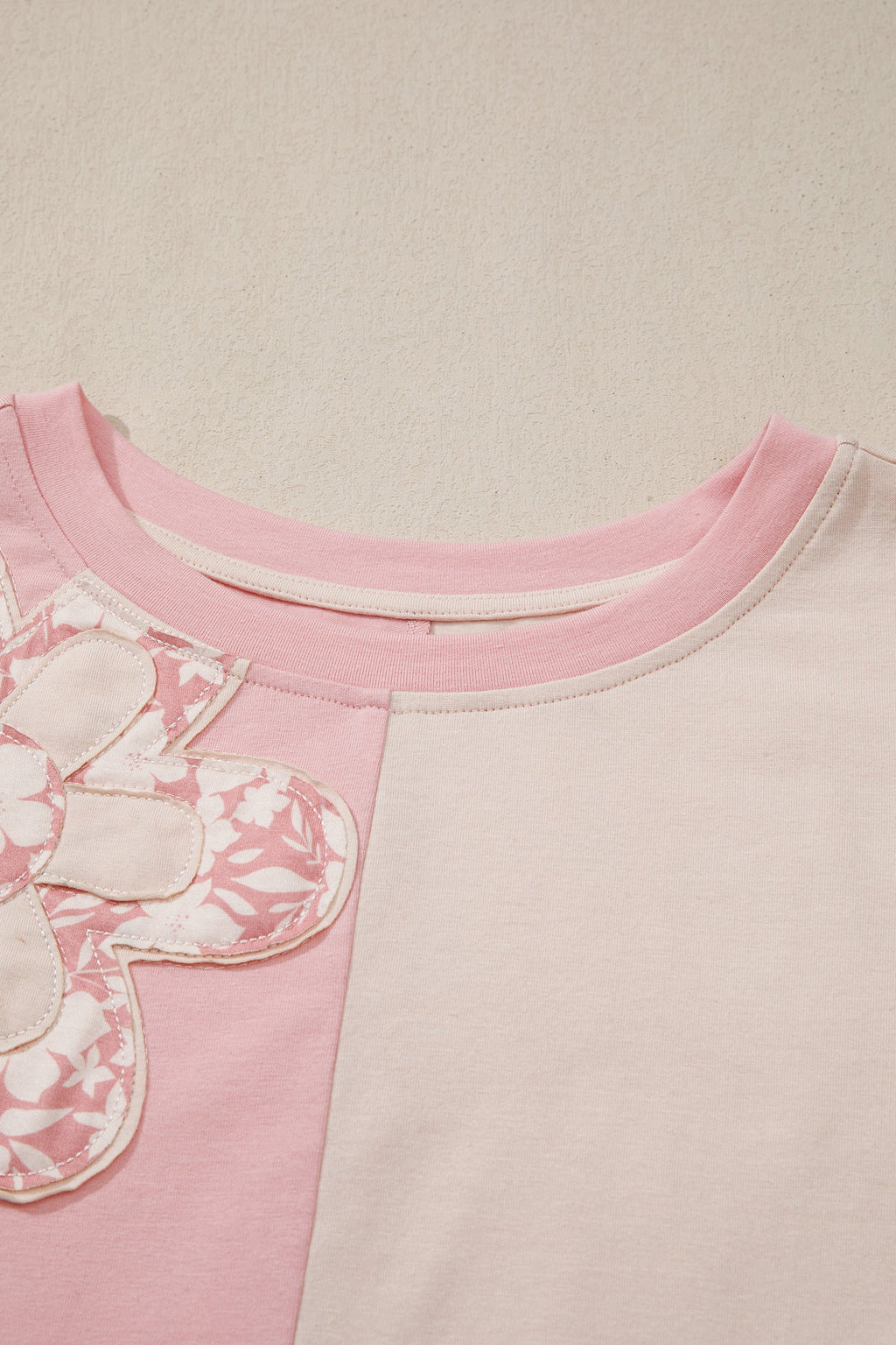 Colorblock Flower Patch Short Sleeve T-Shirt