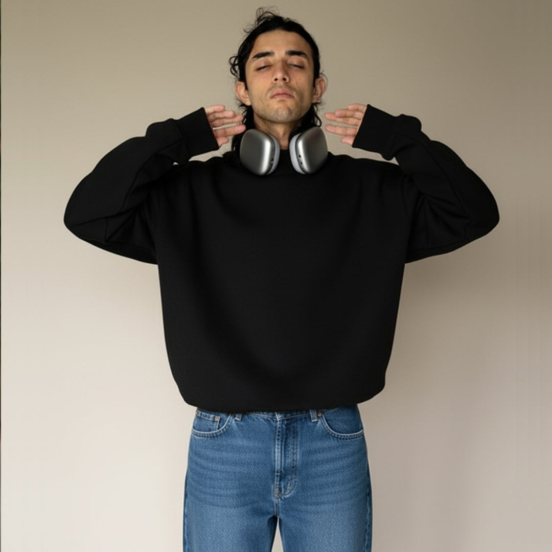 Black Oversized Sweatshirt