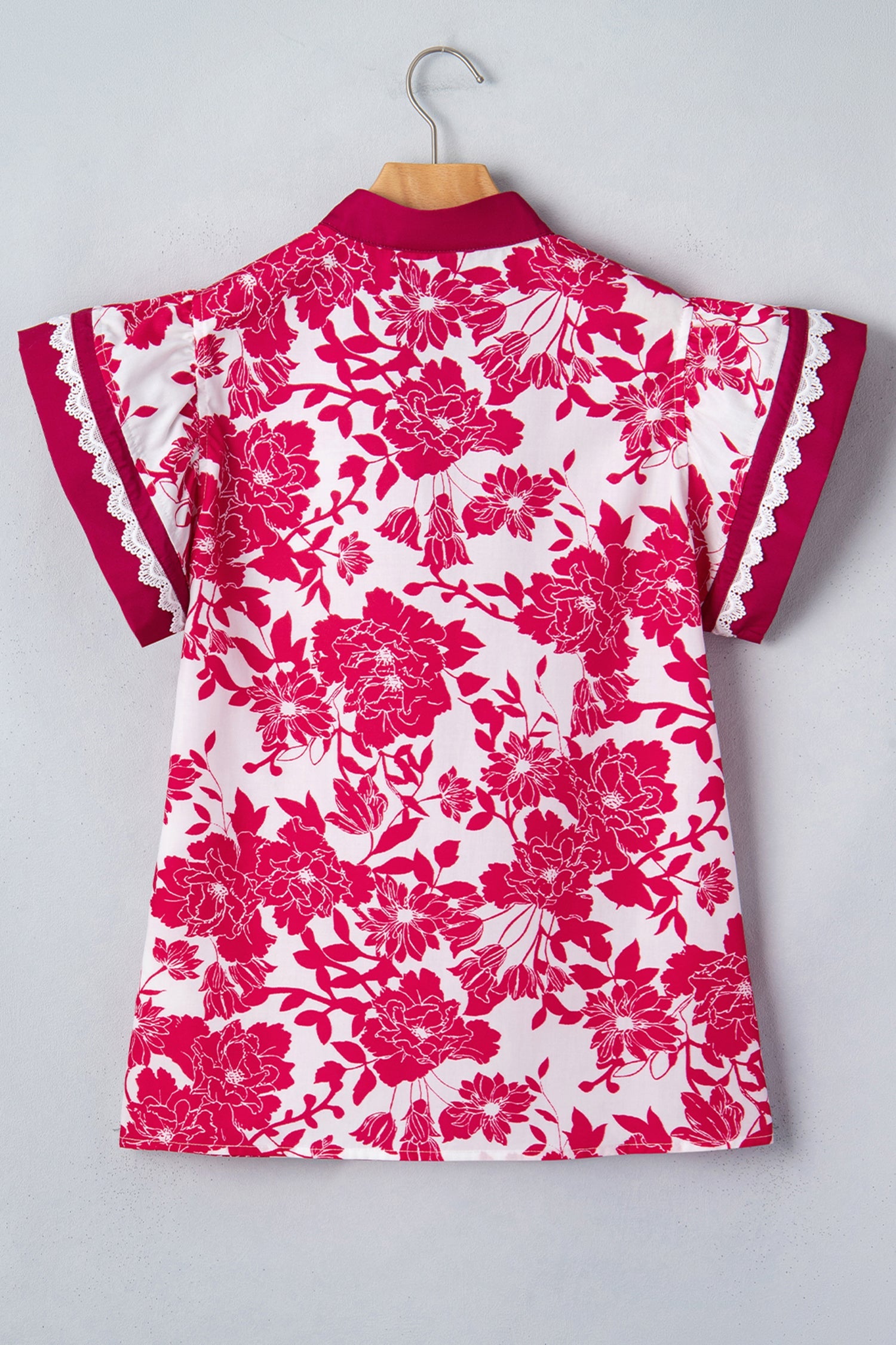 Floral Colorblock Lace V-Neck Flutter Sleeve Blouse